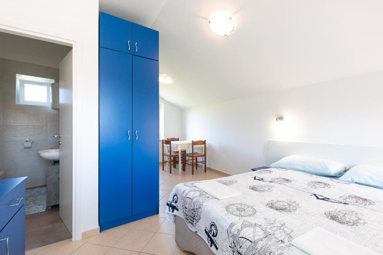 Apartmani RUŽA 波拉特 外观 照片