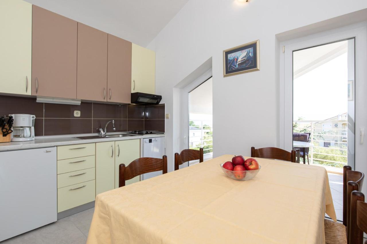Apartmani RUŽA 波拉特 外观 照片